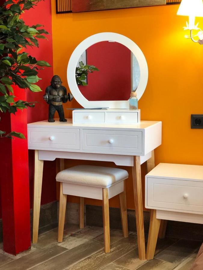 Apartamentos Deluxe Con Jacuzzi O Chimenea Love For Two Collado Mediano Exteriör bild